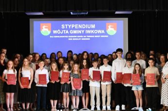 Uroczyste wręczenie Stypendiów Wójta Gminy Iwkowa dla uzdolnionych uczniów