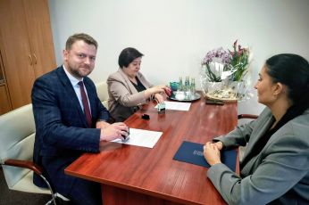 Podpisanie umowy na realizację inwestycji rowerowej w Gminie Iwkowa